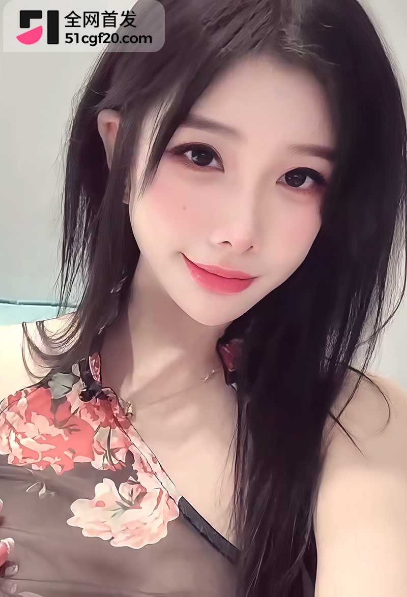 山东大学巨乳学妹宋软软情侣私拍合集1拷贝