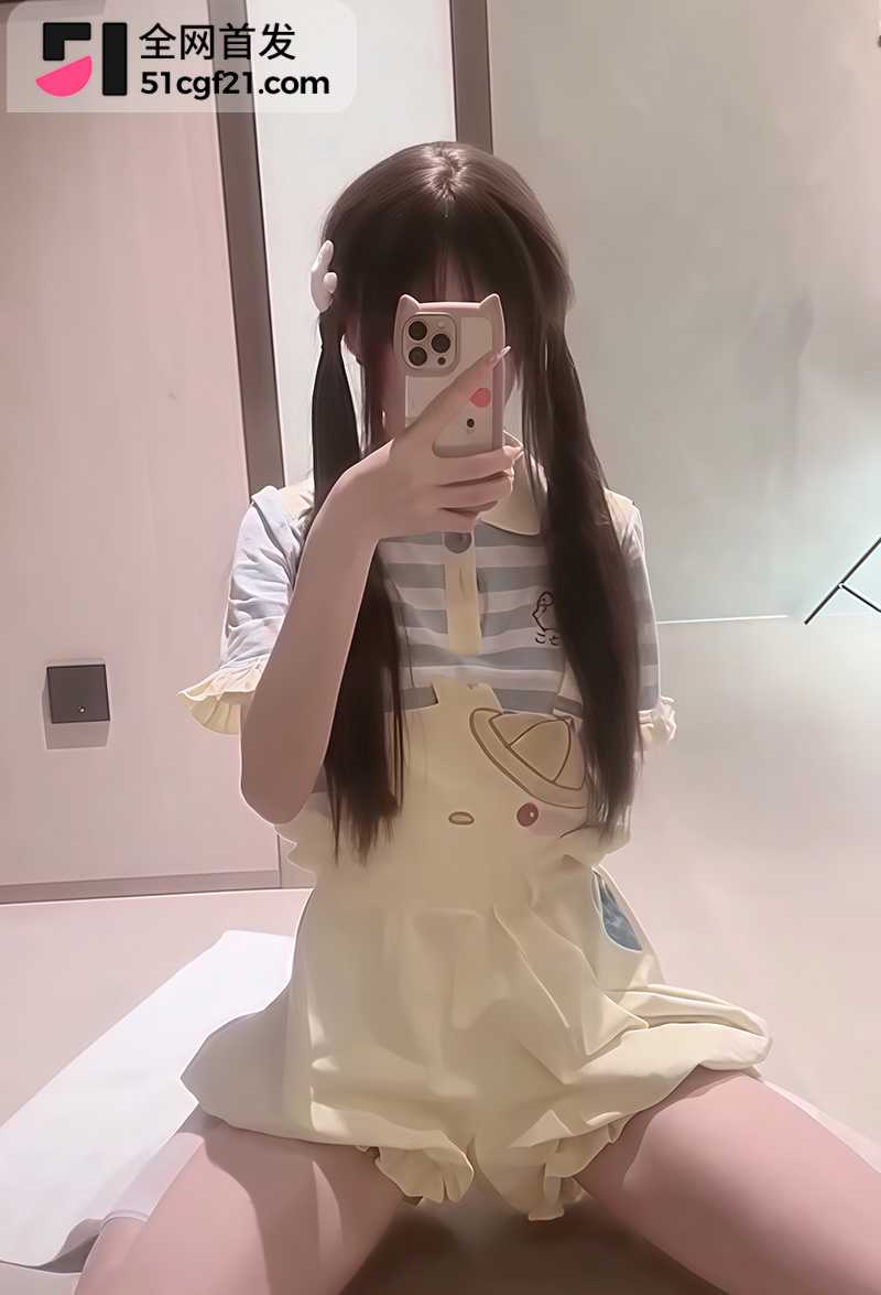萝莉白虎嫩妹北的屋自慰合集 4 拷贝