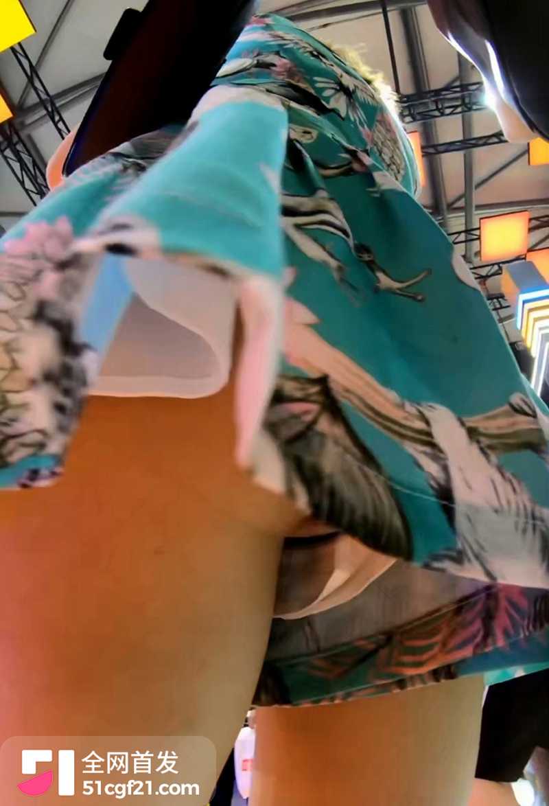 商场偷拍抄底 8 拷贝