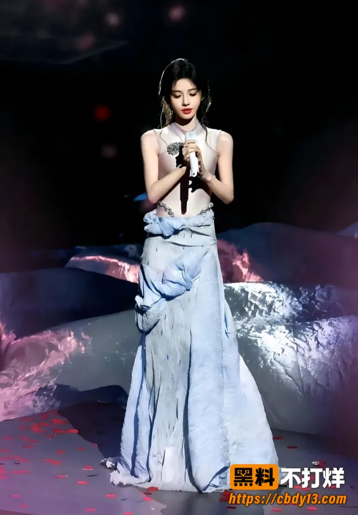 鞠婧祎被私生侵犯视频01
