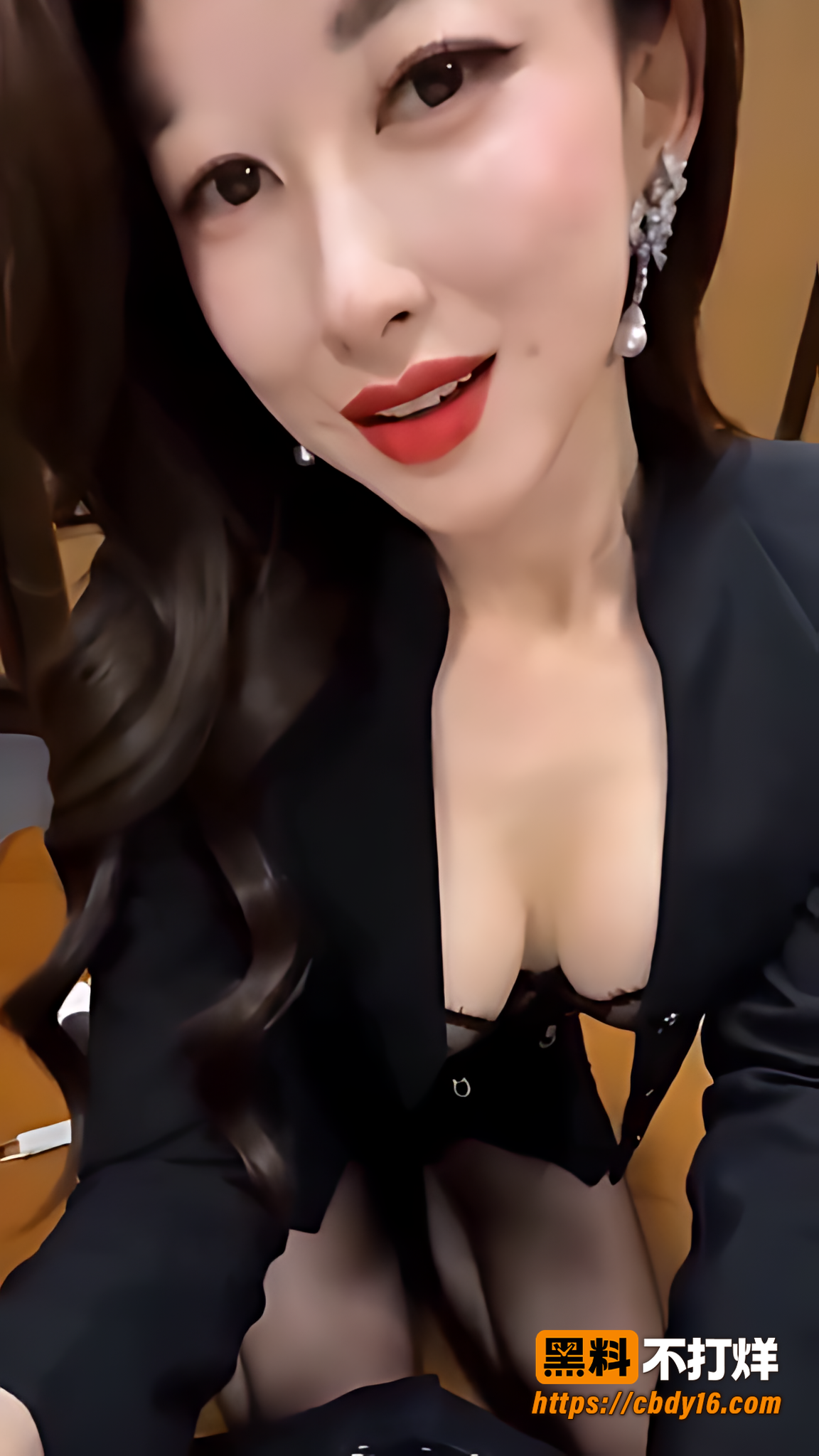 AI换脸明星女神身穿白衬衫黑丝8