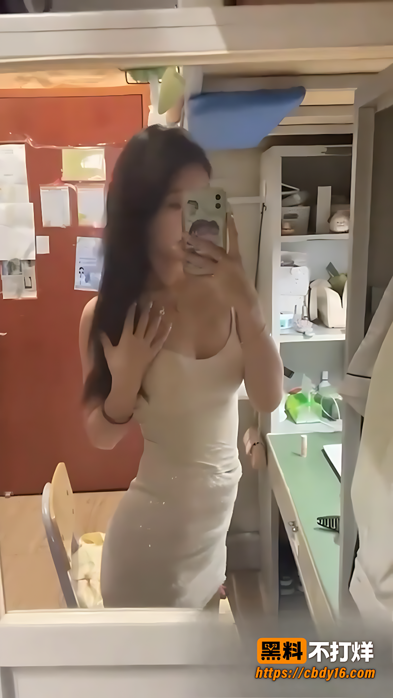 河北传媒学院吴家怡私拍11