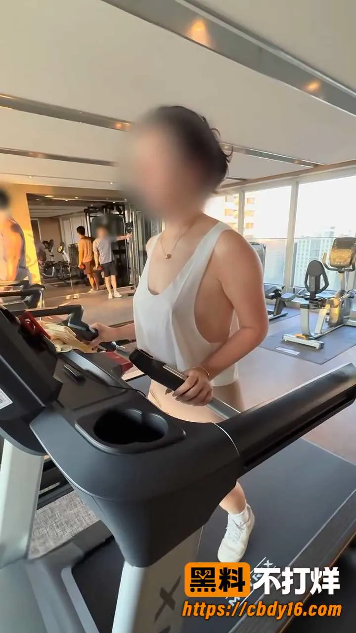 小蜜桃老师 1