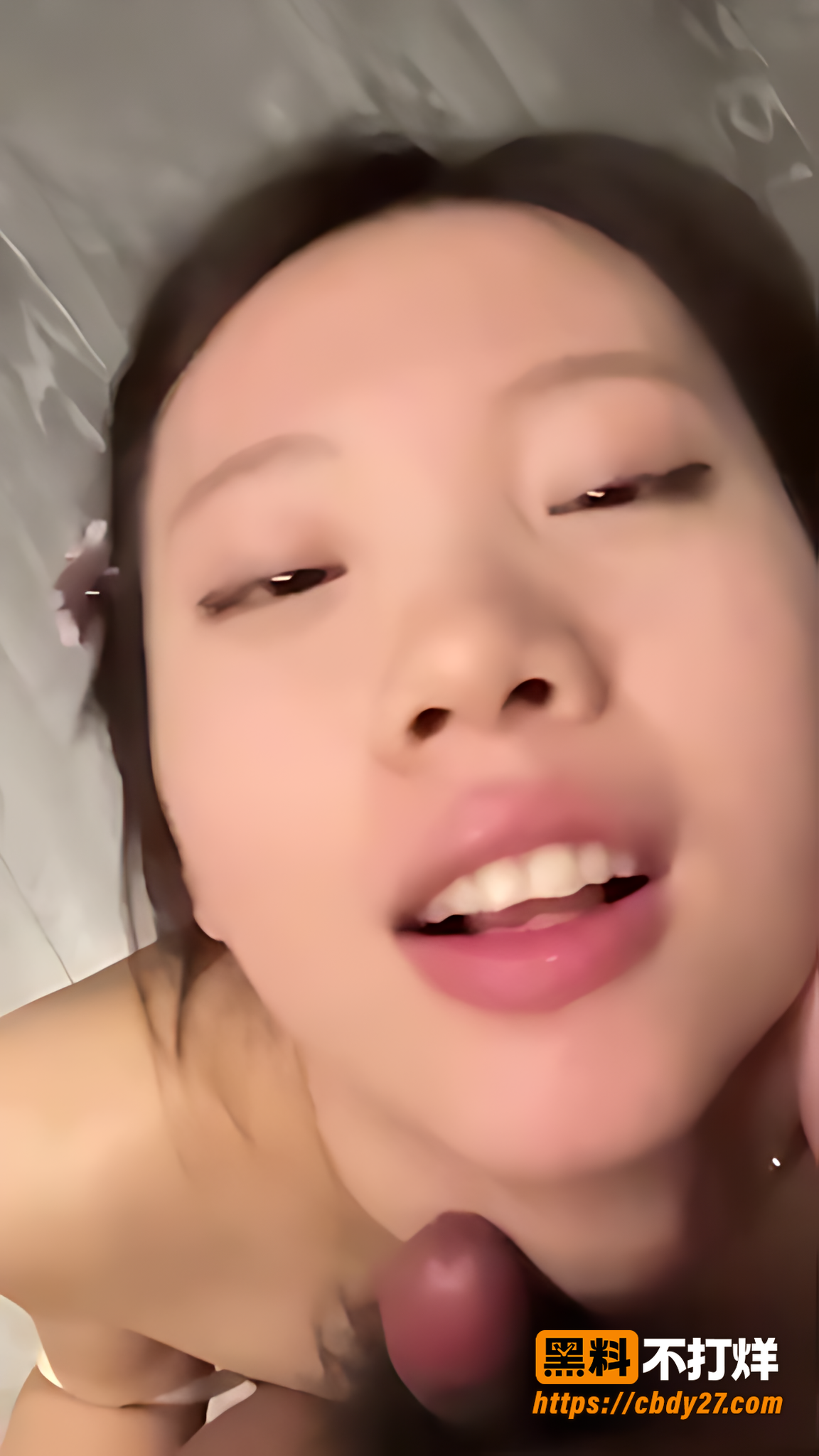 成都文科女大学生陈晓慧私拍8