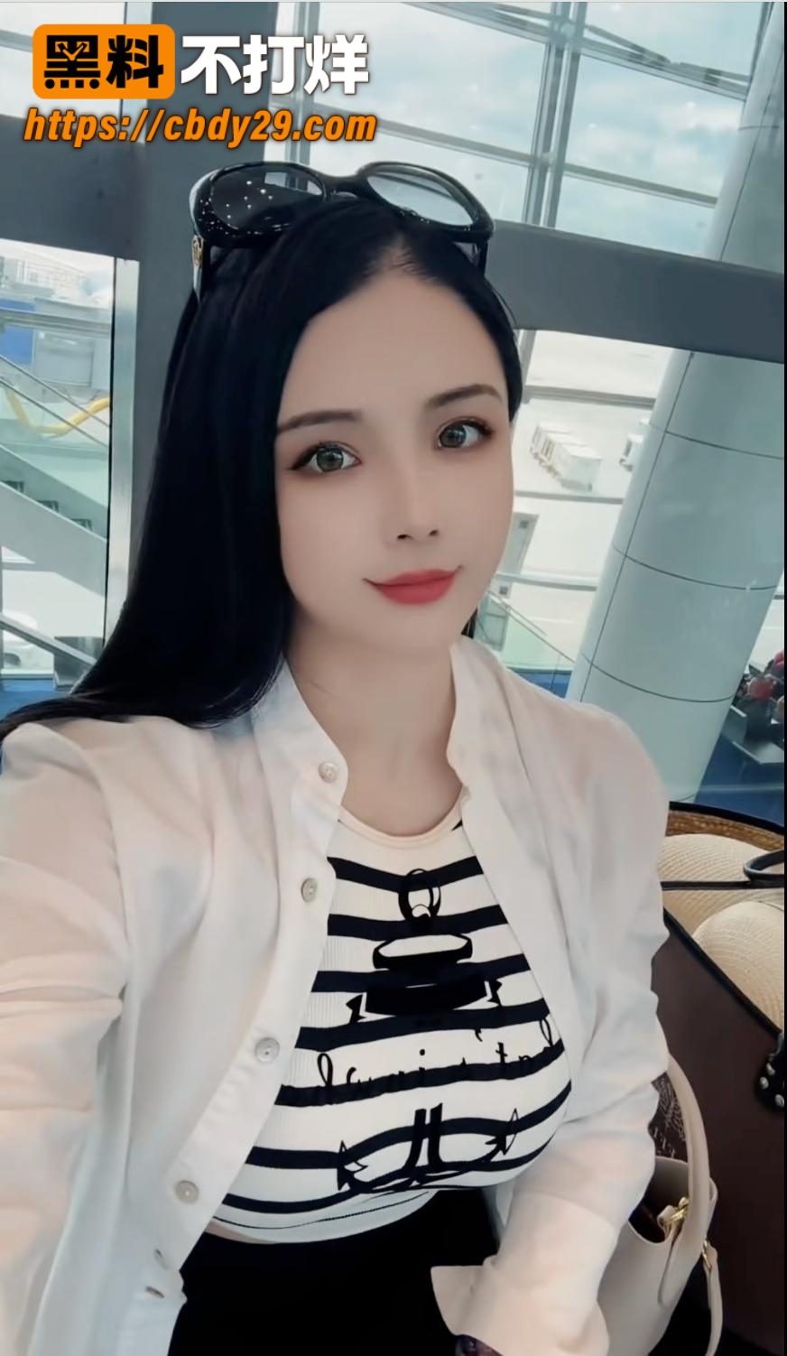 抖音巨乳少妇 斯佳丽 终于下海了 7