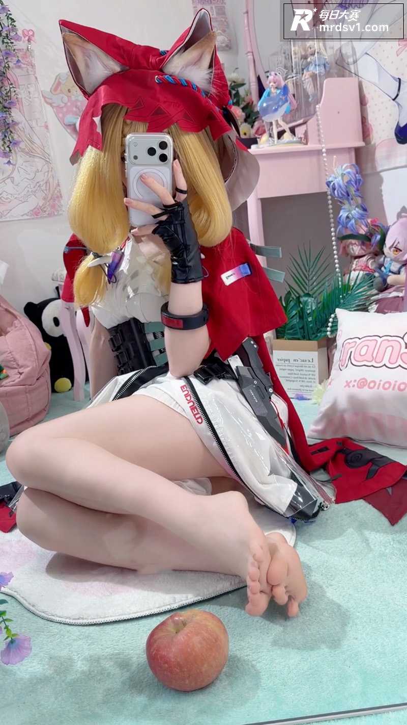 推特高颜值萝莉 染三相关图片8