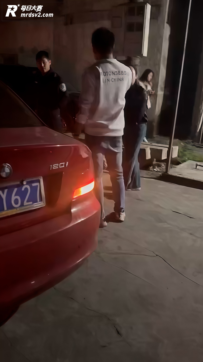 广州潮州红色宝马男出相关图片6
