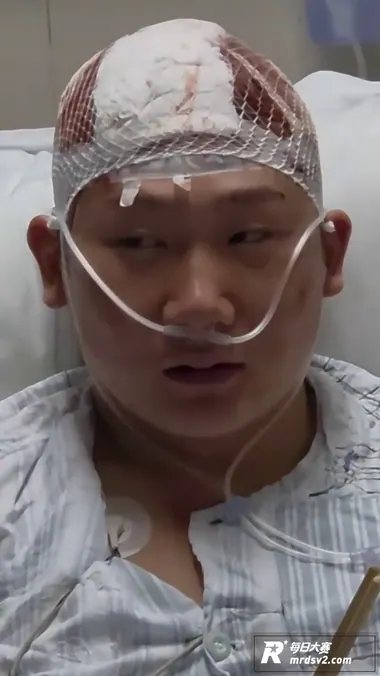 模仿王源网红王扁摆摊相关图片16
