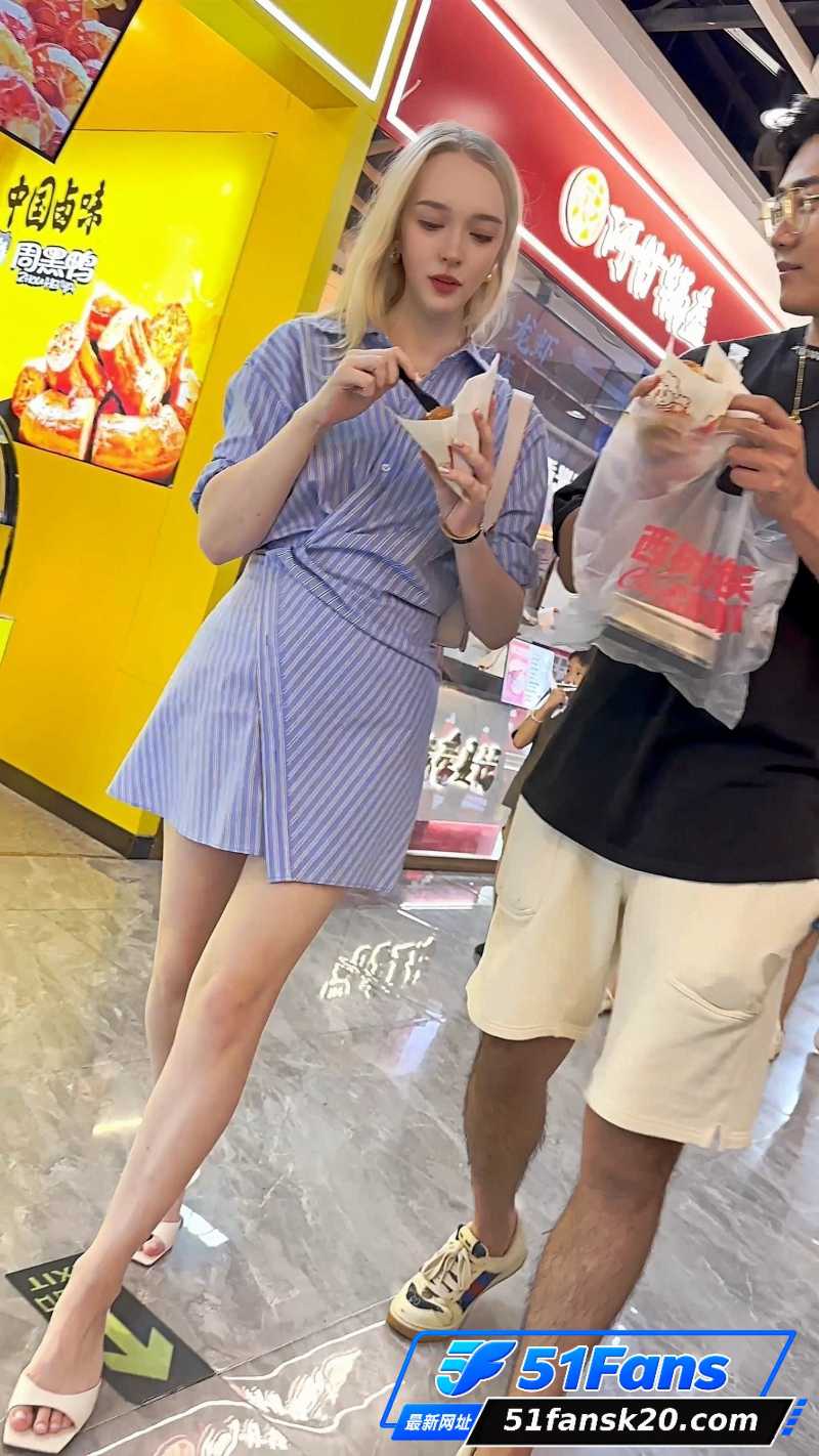 大神偷拍 金发欧洲美相关图片 4