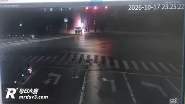 问界电车碰撞后5秒瞬相关图片3