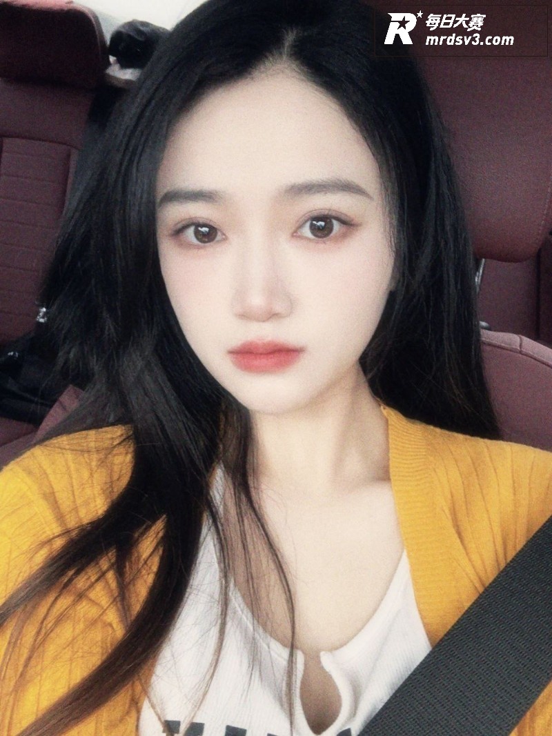 山西太原高颜值小夫妻相关图片3