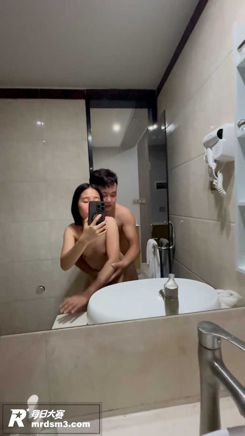 极品清纯女大学生 胡相关图片3
