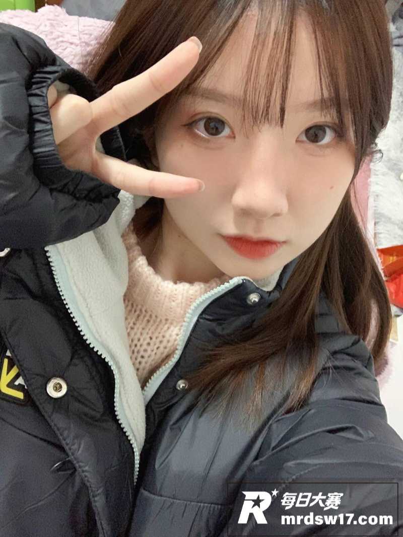 广东艺术学院高颜值女相关图片1
