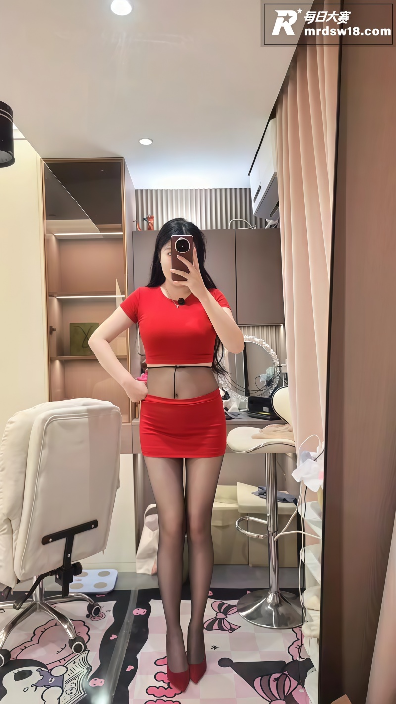 快手网红少妇 小黄桃相关图片1