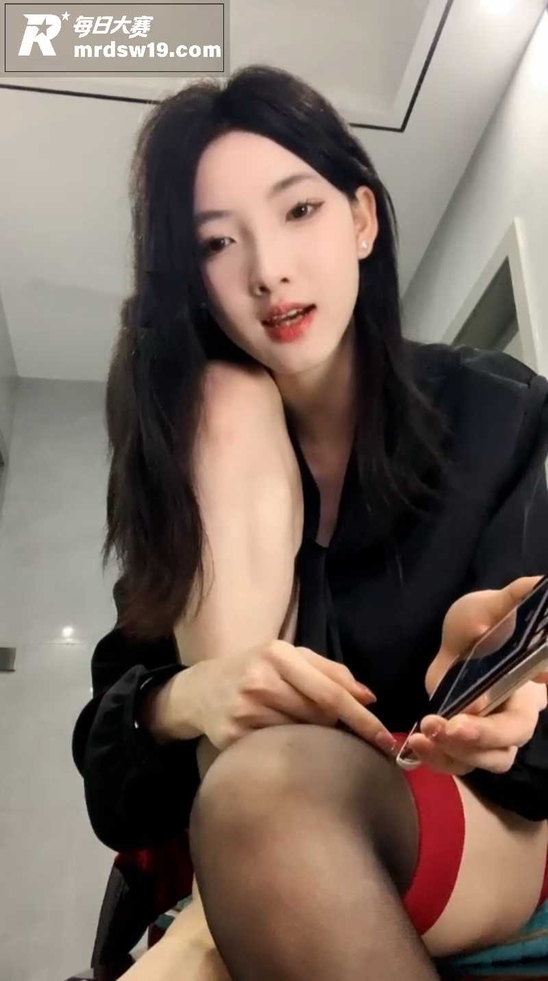 玩物直播高颜值御姐 相关图片5