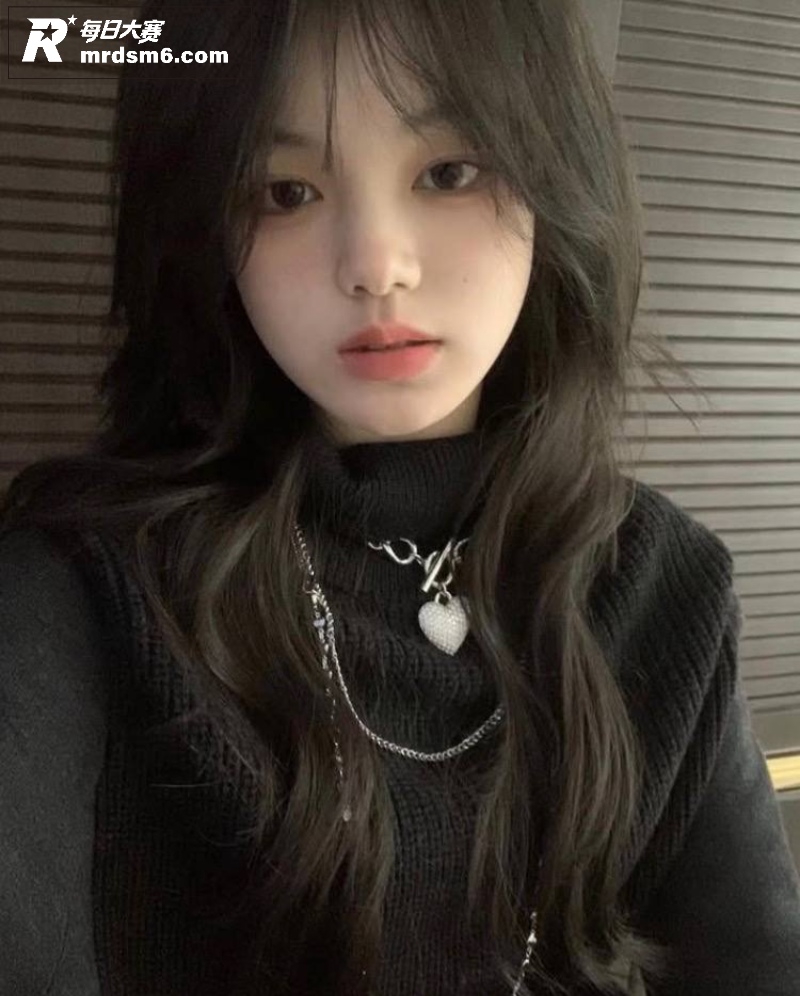 极品高颜值白幼瘦美女相关图片3