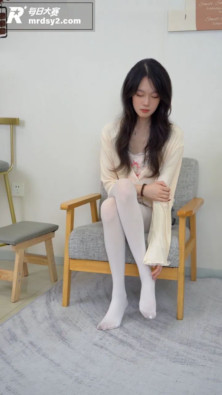 绮梦摄影高颜值模特 相关图片9