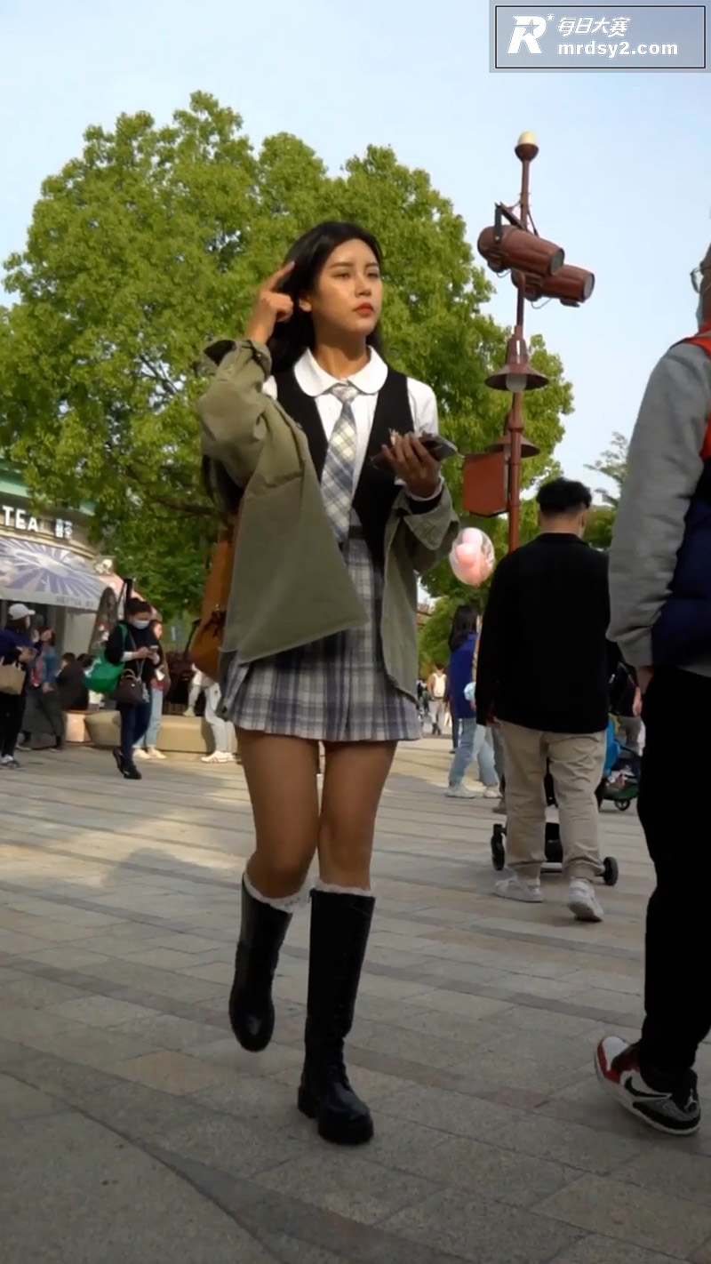 街拍抄底大神 ban相关图片2