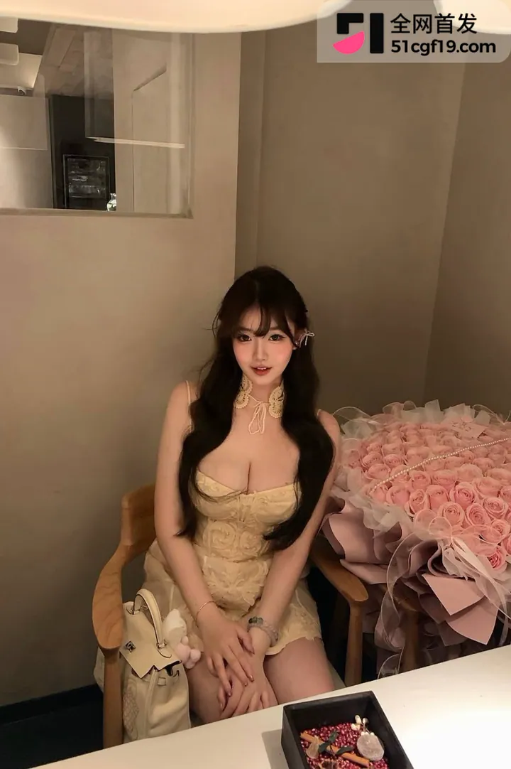 楚怡 3watermarked